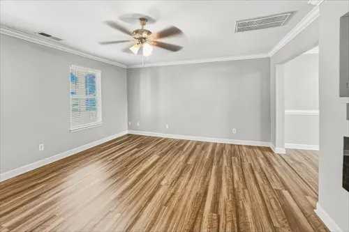 413 Queens Dr Sw - Photo 4 of 9