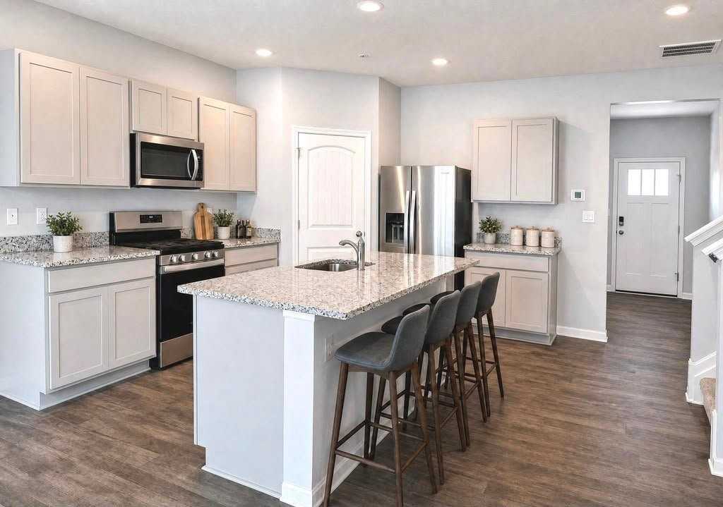 303 Terrapin Cir - Photo 5 of 18