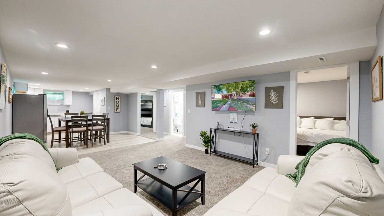 8438 Ames St - Photo 5 of 10