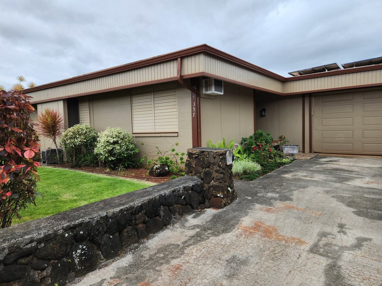 94-357 Kaholo St - Photo 3 of 8