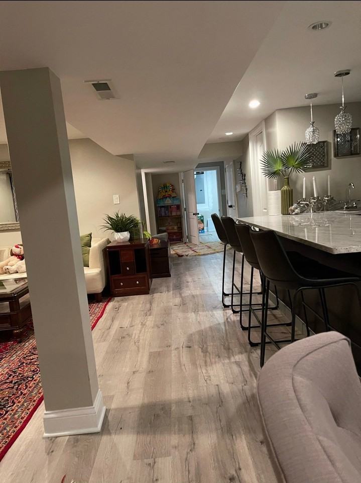 534 Lawler Ave - Photo 3 of 6
