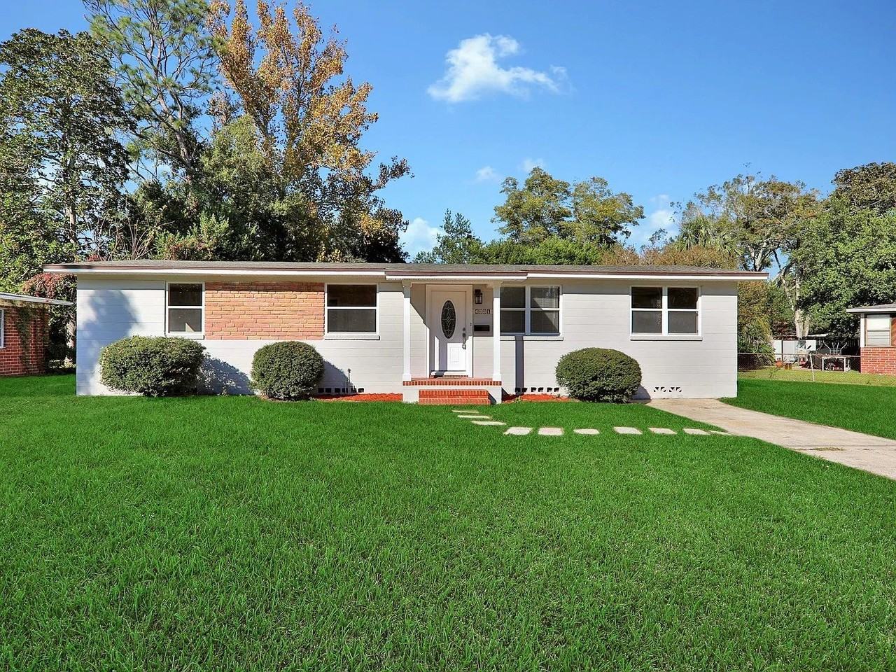 6331 Pine Summit Dr - Photo 6 of 9