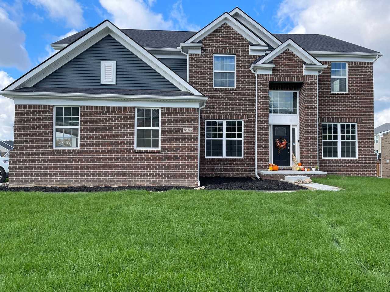 4146 Newgard Dr - Photo 3 of 5
