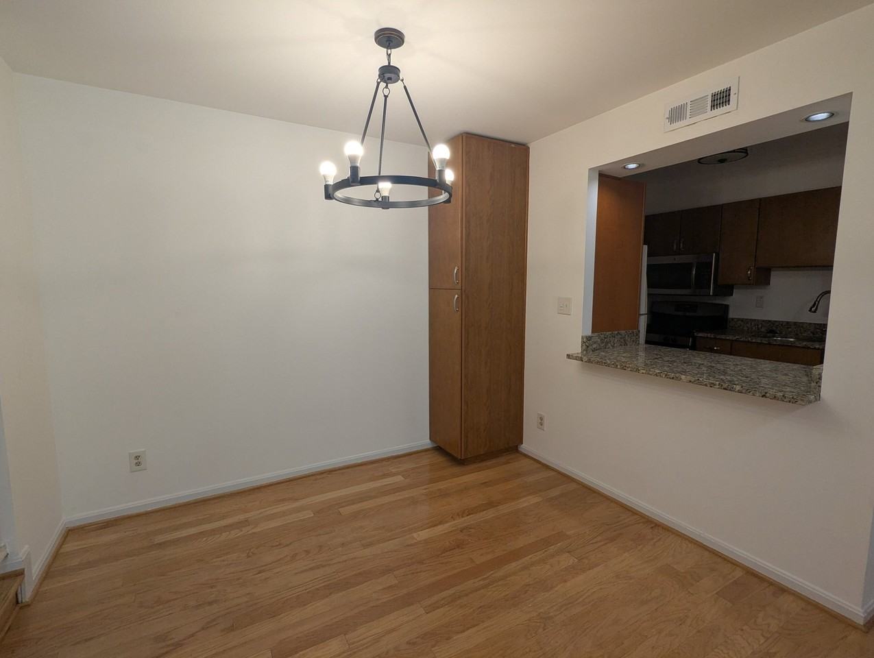5932 Cove Landing Rd #302 - Photo 6 of 19