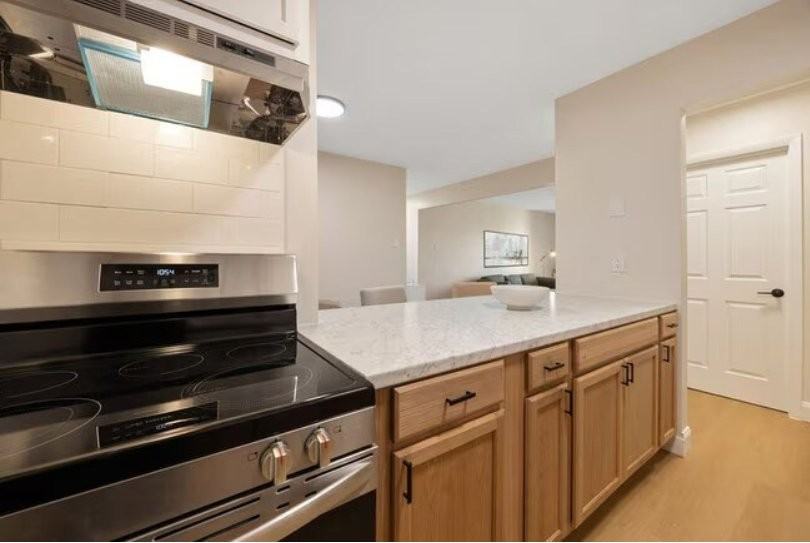 1150 Vine St #DD18 - Photo 3 of 12