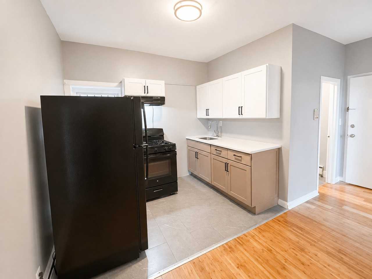 300 Watchung Ave #2