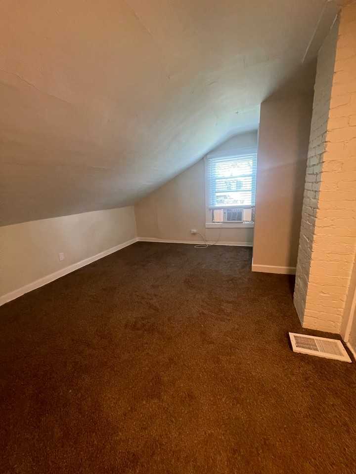 1417 Rufer Ave - Photo 7 of 13