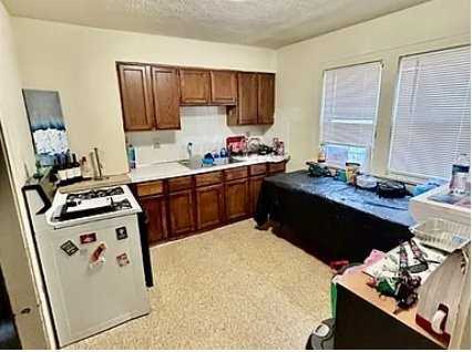 3549 E 133rd St - Photo 7 of 19