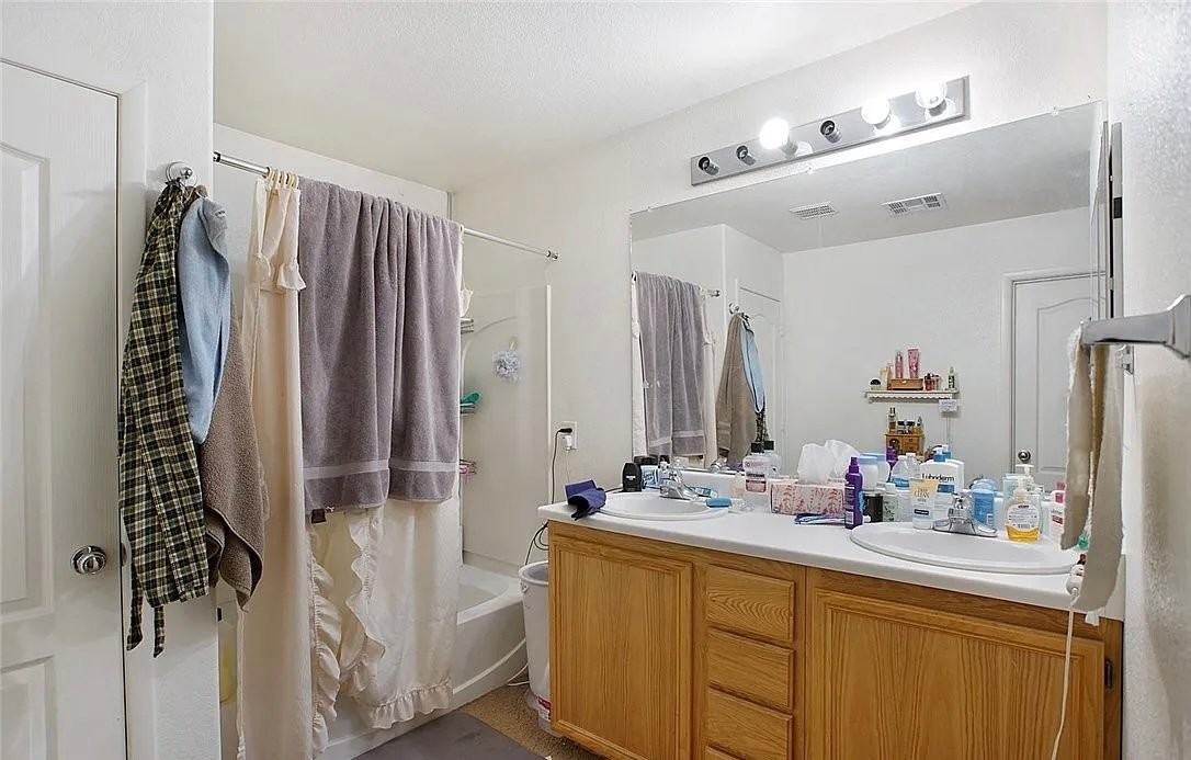 4216 Spruce Fern Ln - Photo 3 of 7