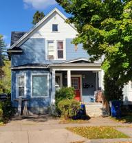 724 Washington St - Photo 1 of 1