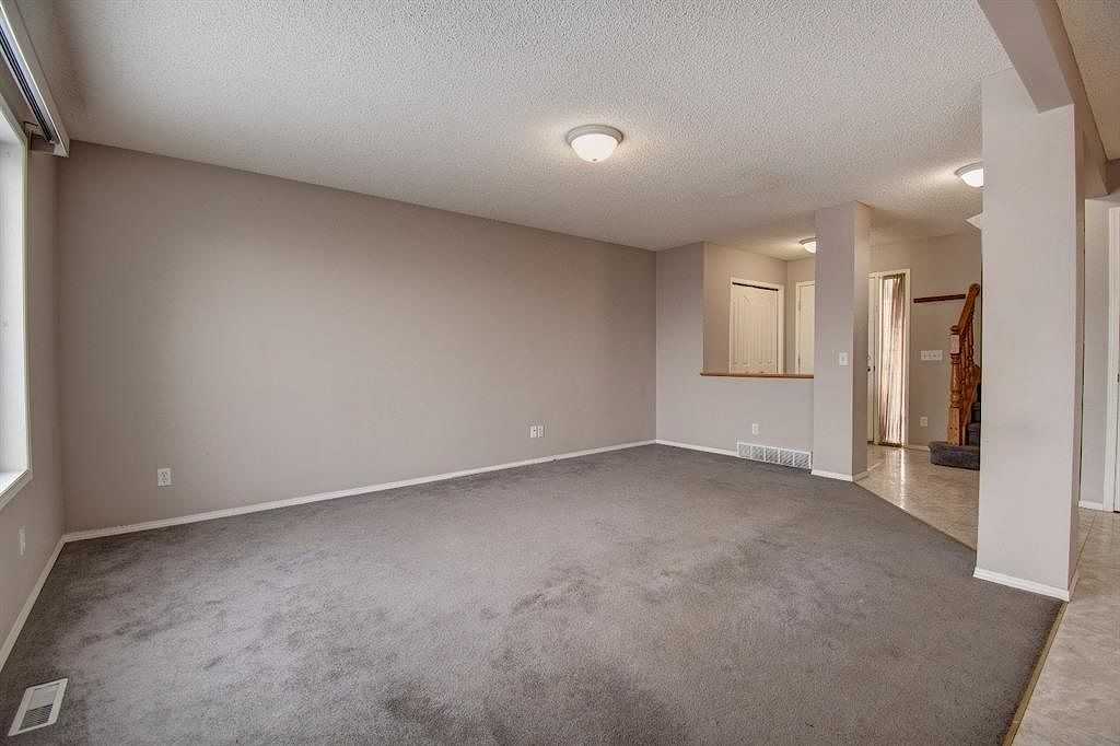 133 Citadel Ridge Close Nw - Photo 3 of 27