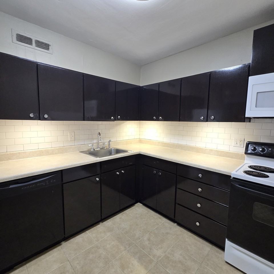 5939 Nagel Ave #204 - Photo 4 of 13
