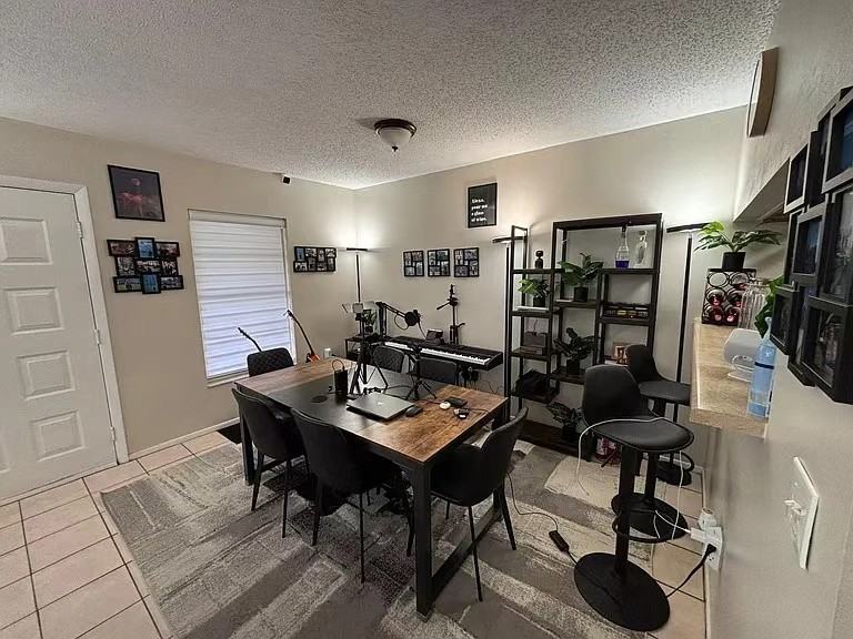 14415 Hanging Moss Cir #NA - Photo 3 of 10