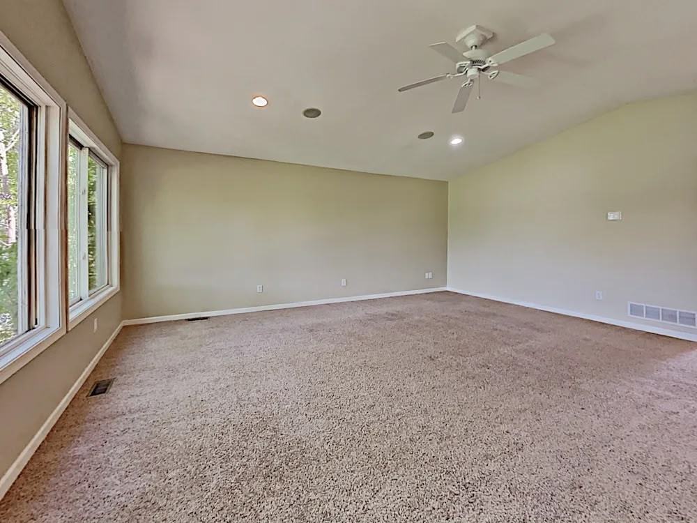 8137 W Montecito Ave #NA - Photo 2 of 5