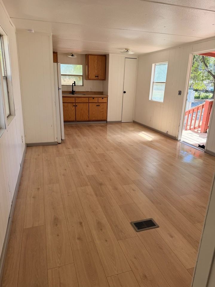 2550 Almon St #CC11 - Photo 3 of 7
