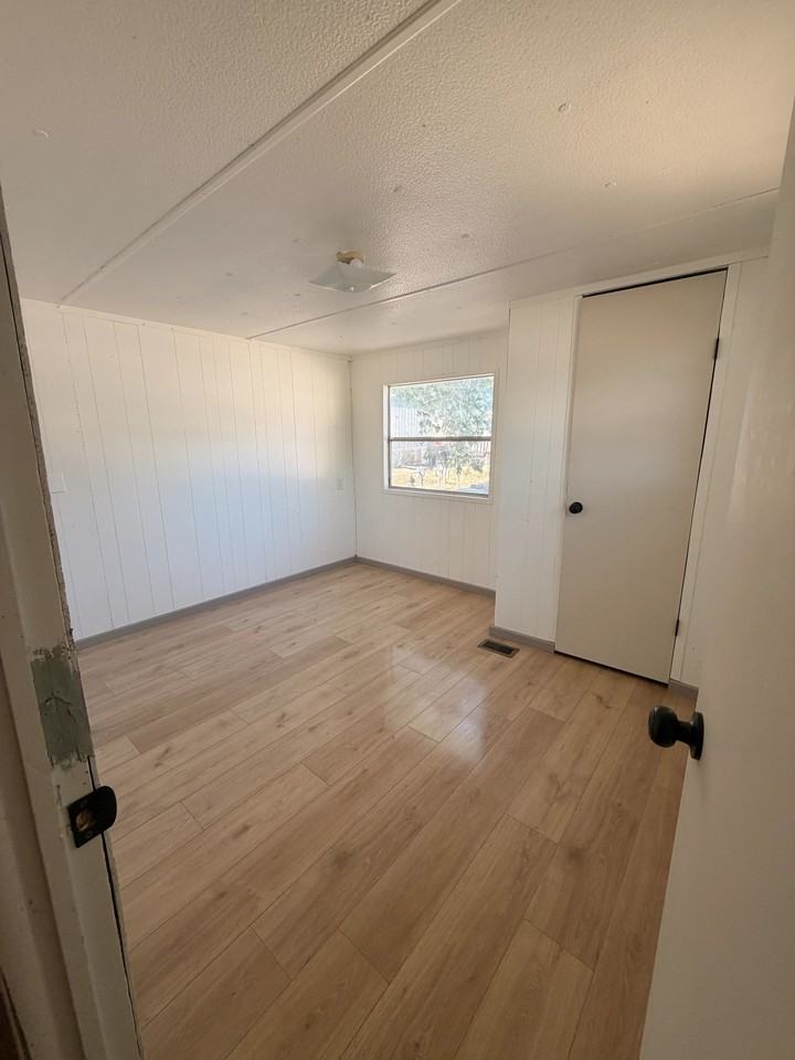 2550 Almon St #CC11 - Photo 4 of 7