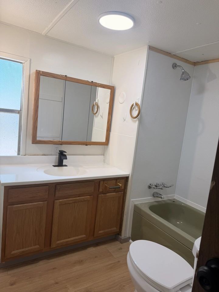 2550 Almon St #CC11 - Photo 7 of 7