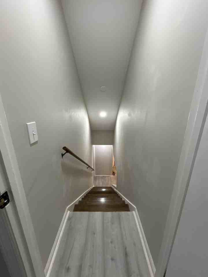 555 Glencove Dr #NA - Photo 7 of 15