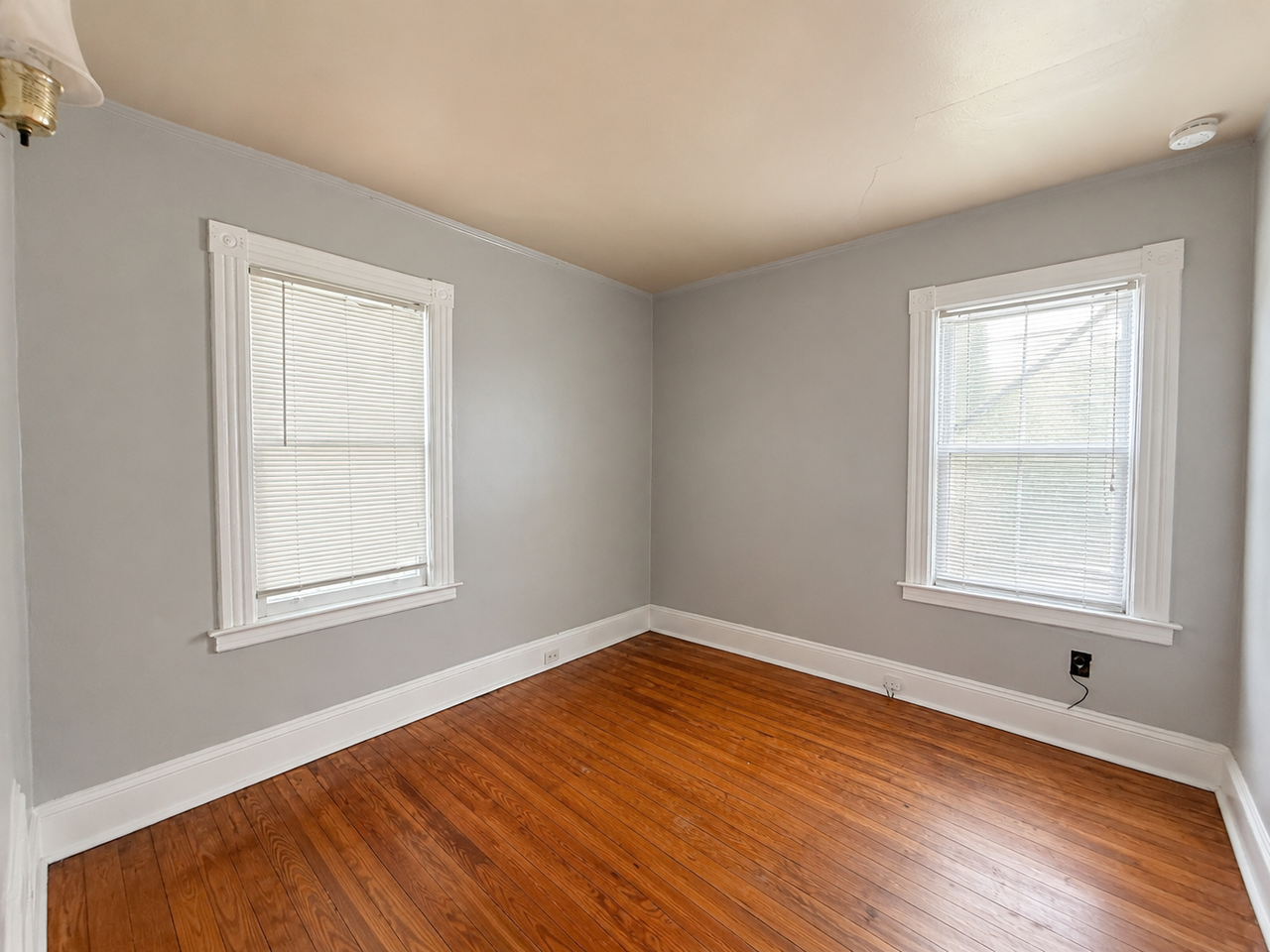 307 New Park Ave #1 - Photo 6 of 8