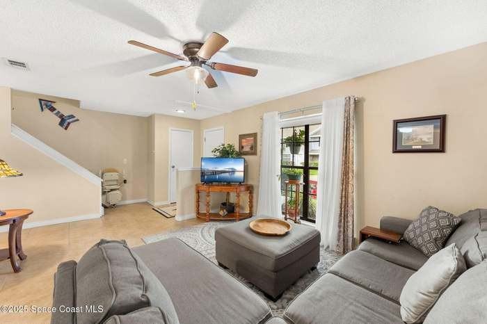 1517 Manor Dr Ne #NA - Photo 7 of 44
