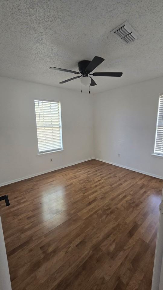 6001 13th St #NA - Photo 4 of 14