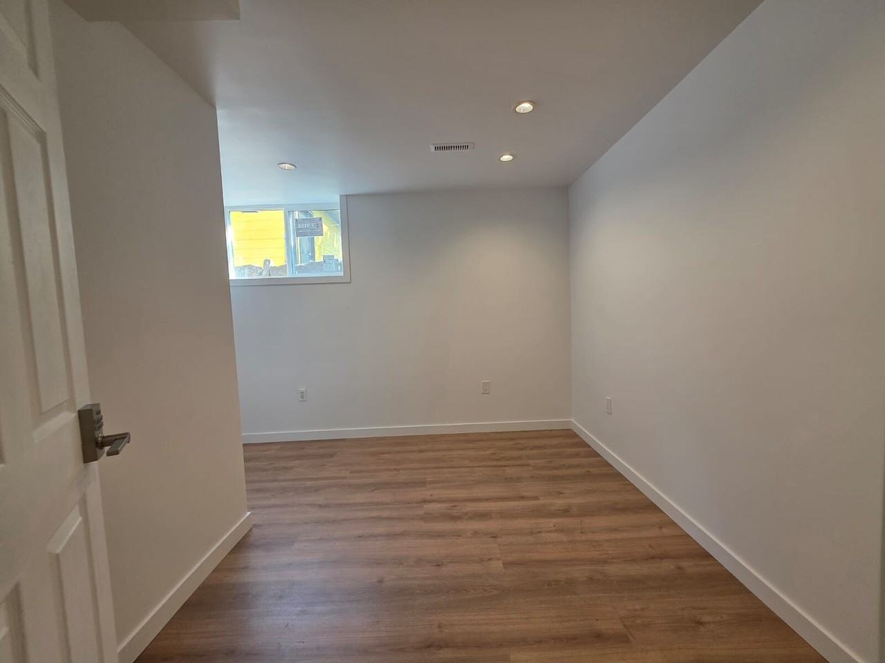 15248 1 St Se - Photo 2 of 19