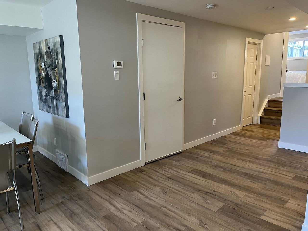 624 Kingsmere Cres Sw - Photo 4 of 14