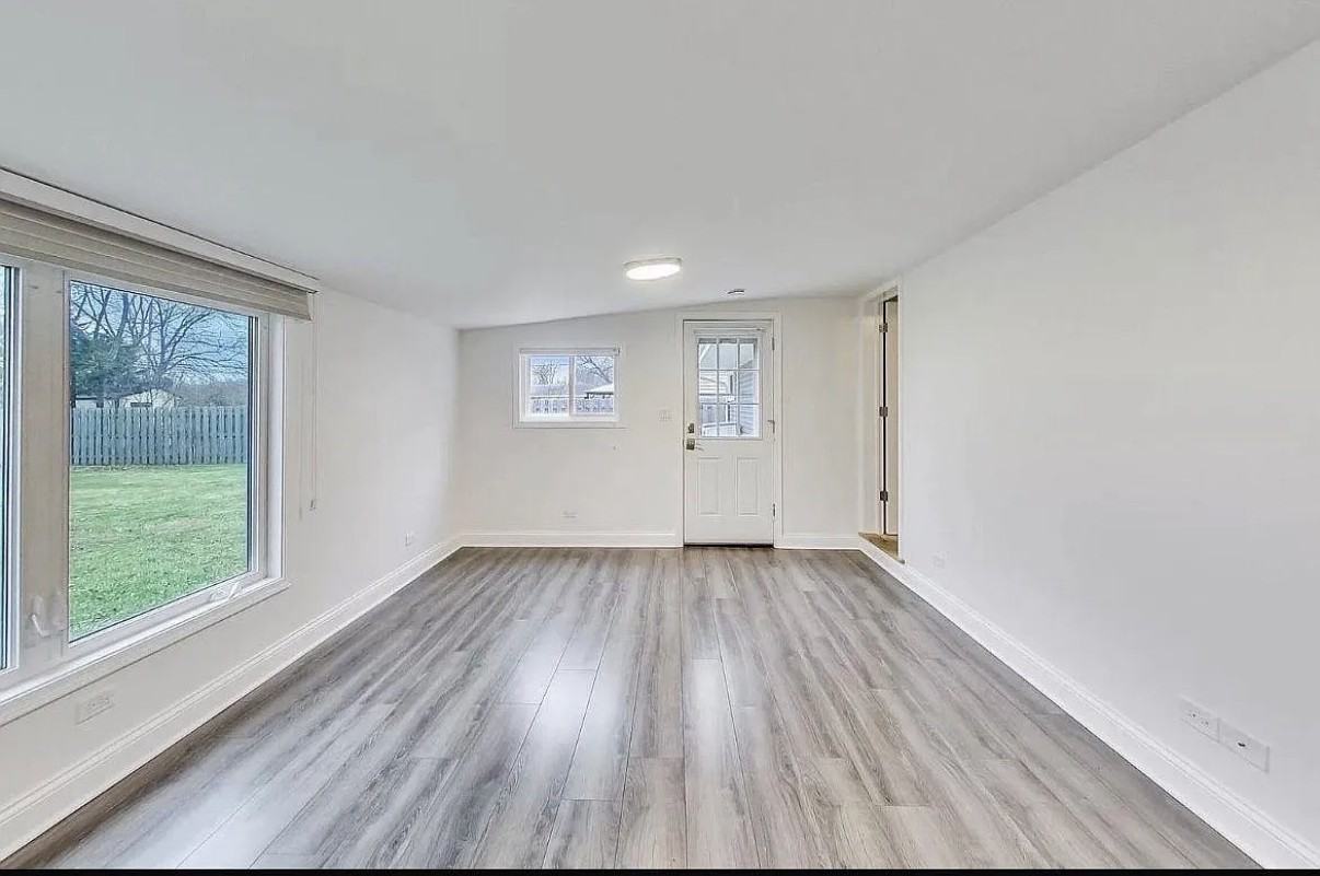159 E Walnut Ave #NA - Photo 4 of 19