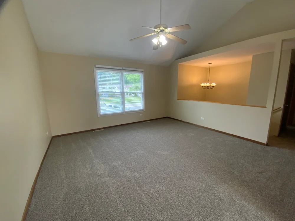 832 N Elmwood Dr #NA - Photo 7 of 8