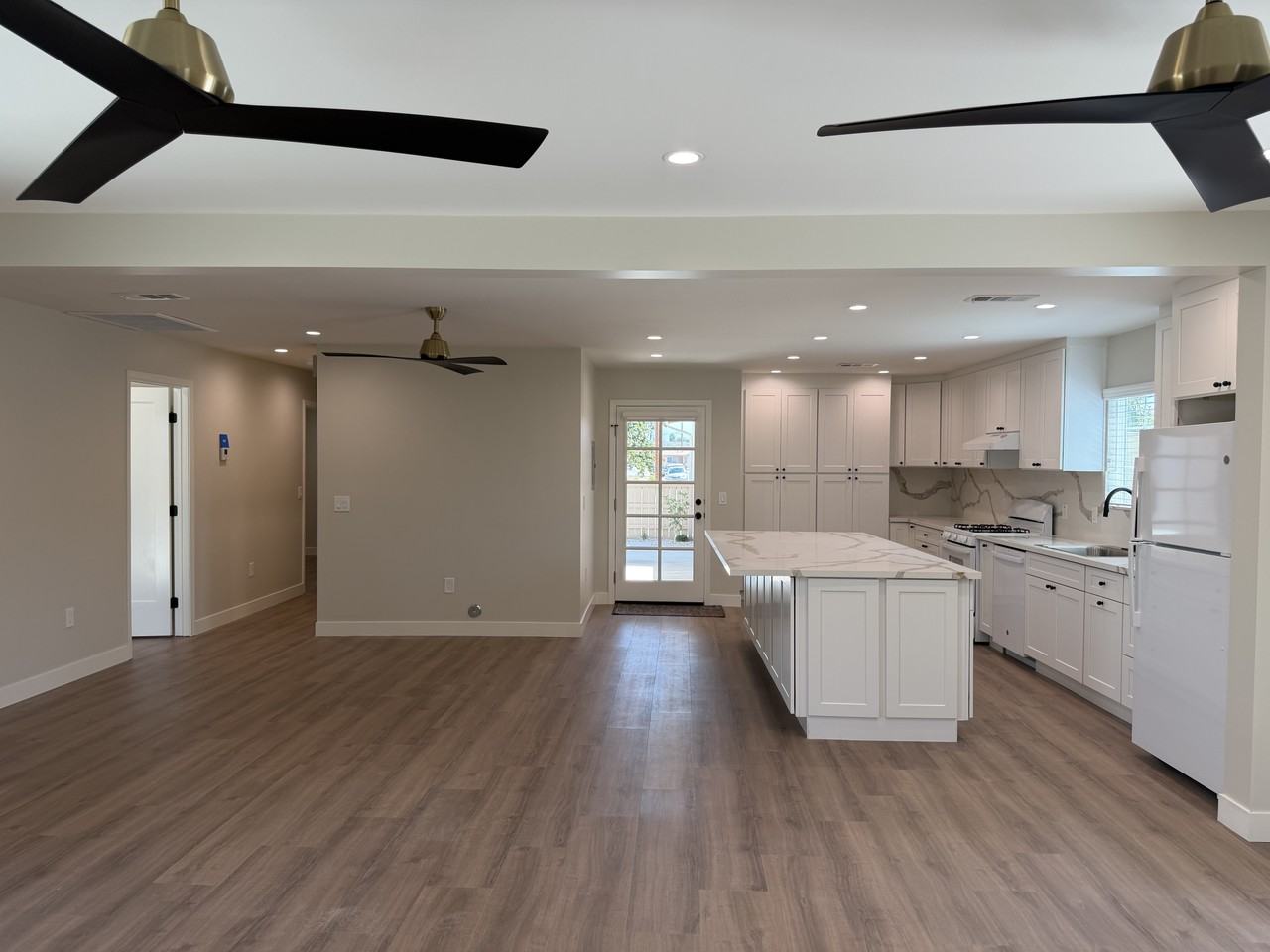15042 Joycedale St #NA - Photo 7 of 20
