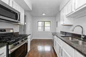 featured image of 7635 S Coles Ave