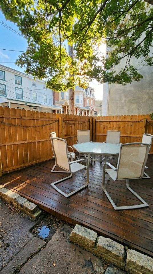 181 Dupont St #NA - Photo 2 of 28