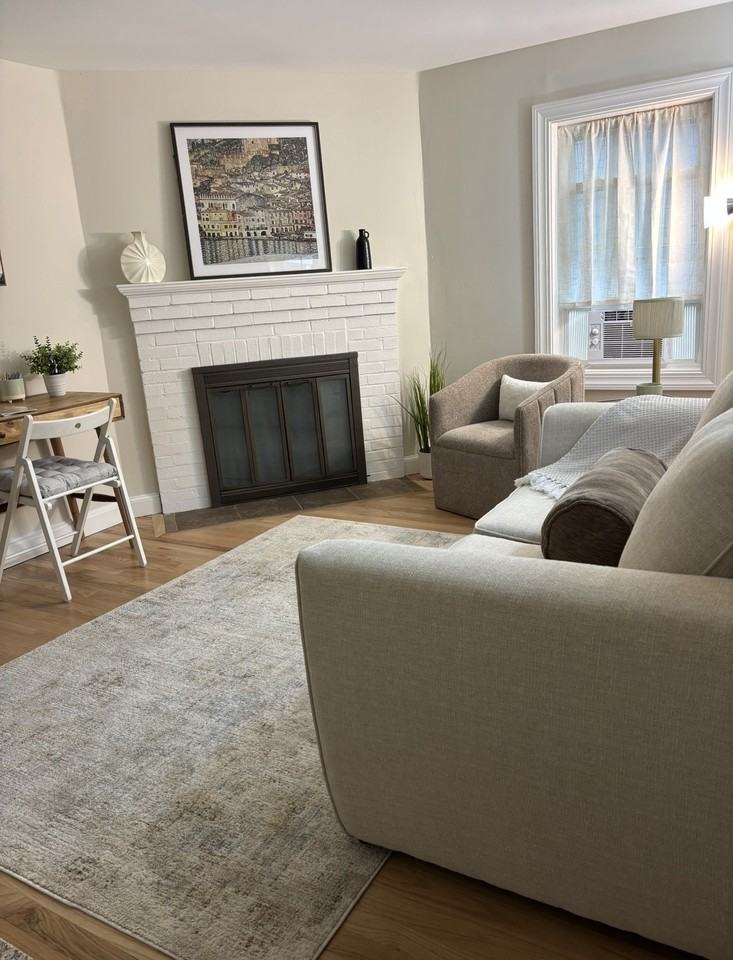 322 South St #B - Photo 2 of 11