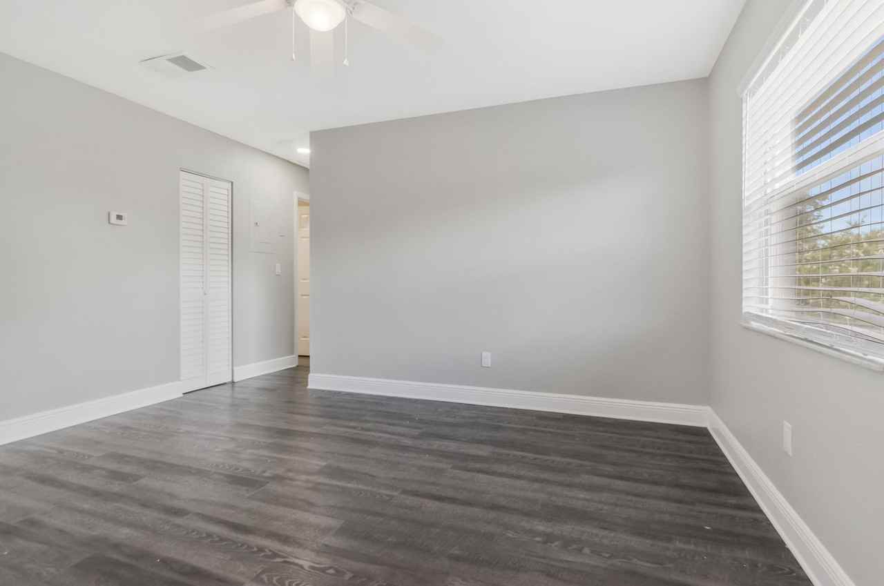 107 Karde Ln #F - Photo 7 of 14