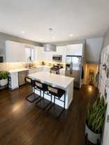 W Addison St & N Sacramento Ave - Photo 1 of 1