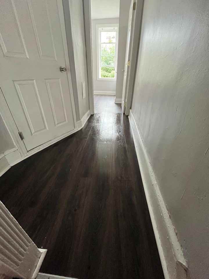 1332 N Hobart St #NA - Photo 6 of 14