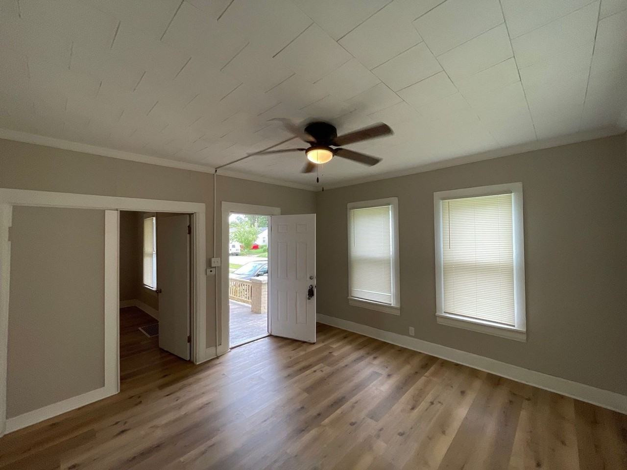2155 S 13th St - Photo 5 of 19