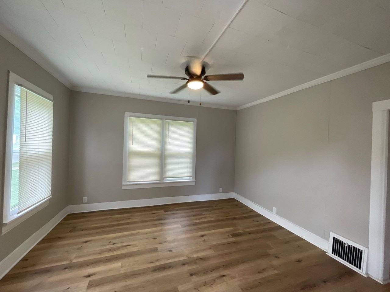 2155 S 13th St - Photo 6 of 19