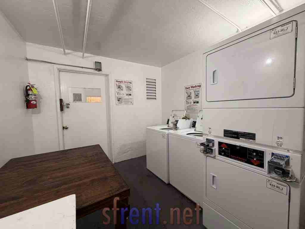 380 Euclid Ave - Photo 2 of 2