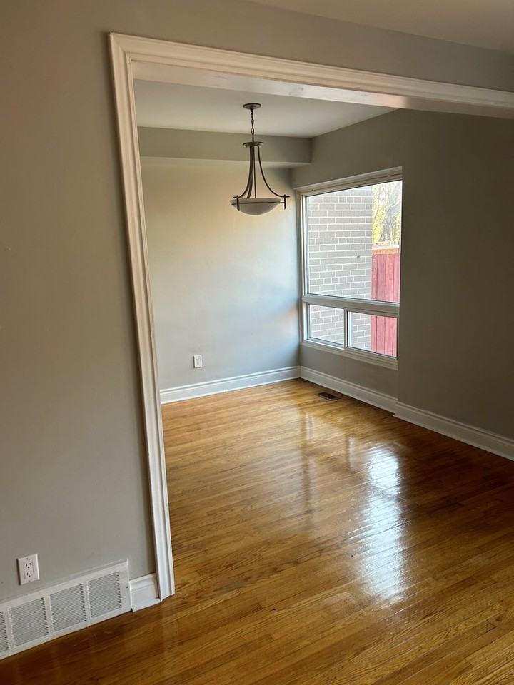 1145 Midland Ave - Photo 3 of 11