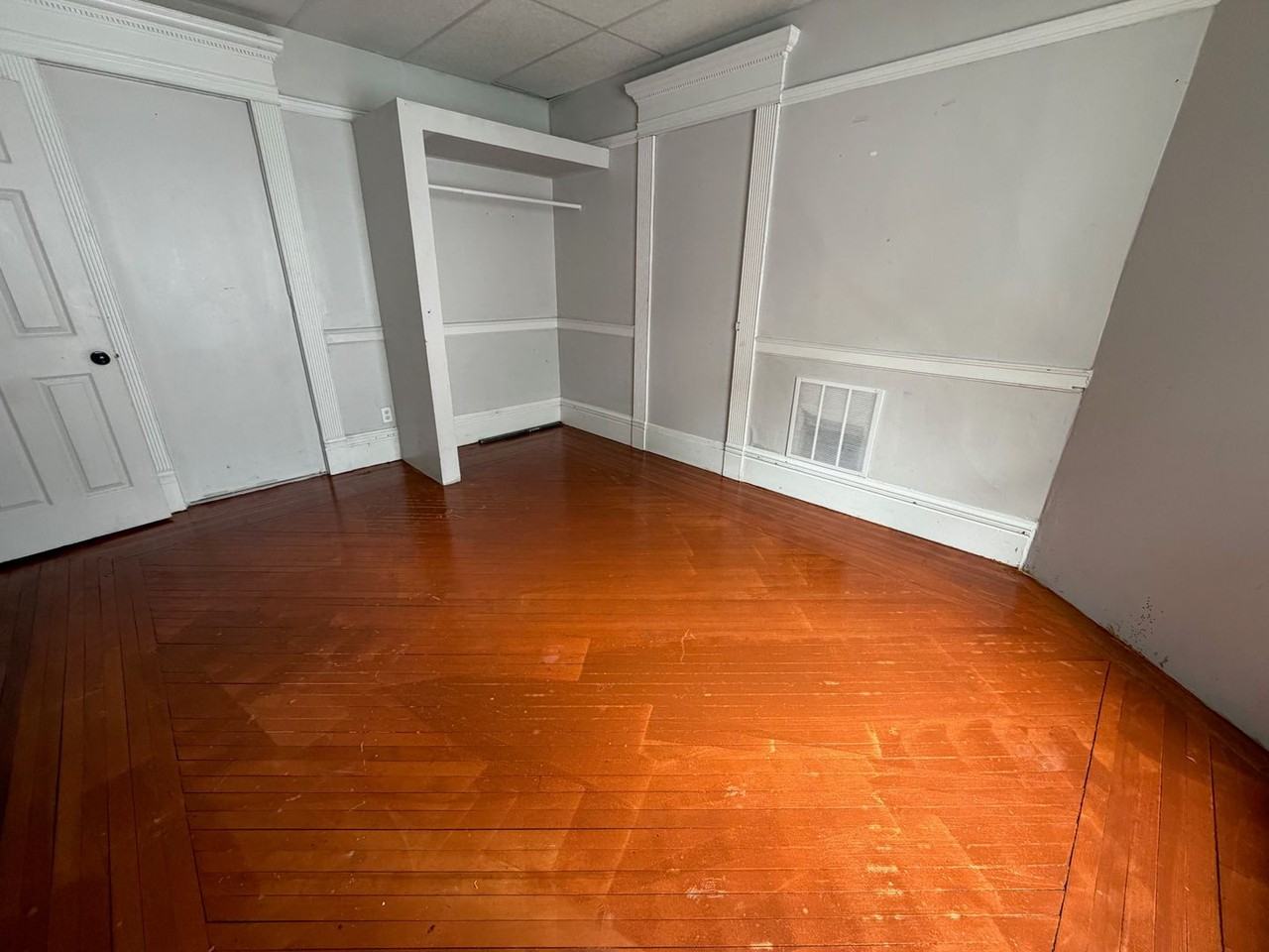 21 Merwin St - Photo 2 of 7