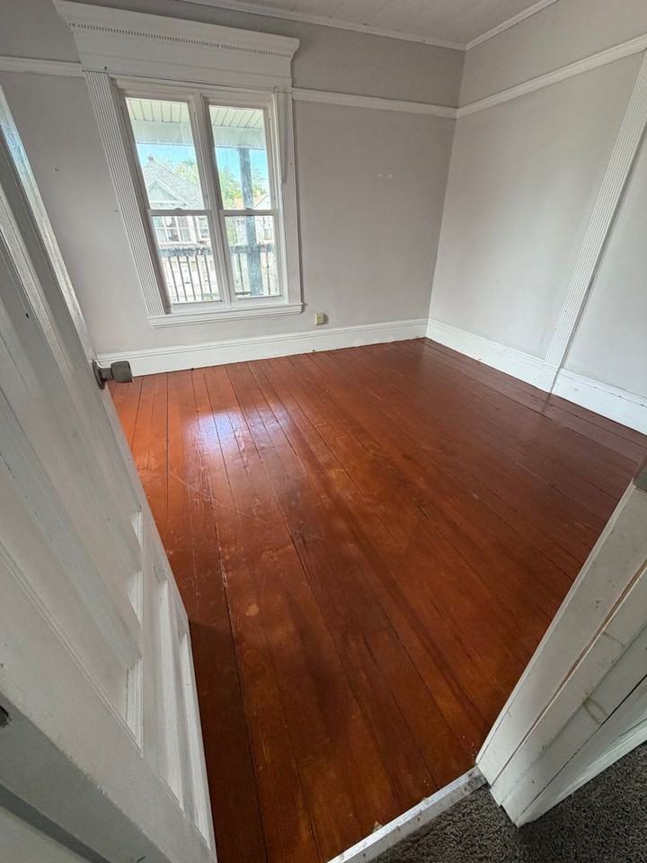 21 Merwin St - Photo 3 of 7