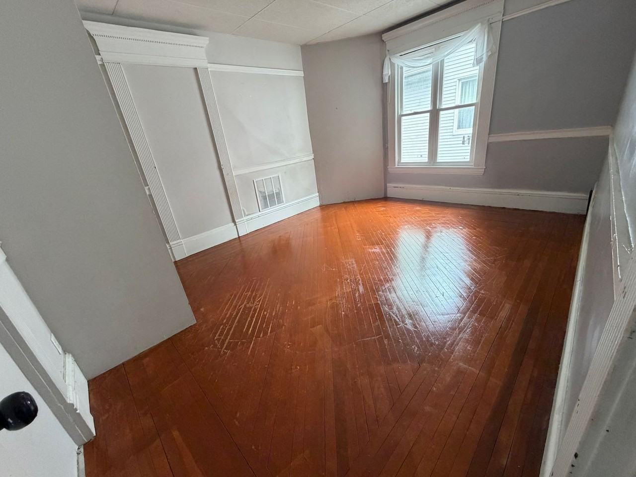 21 Merwin St - Photo 5 of 7