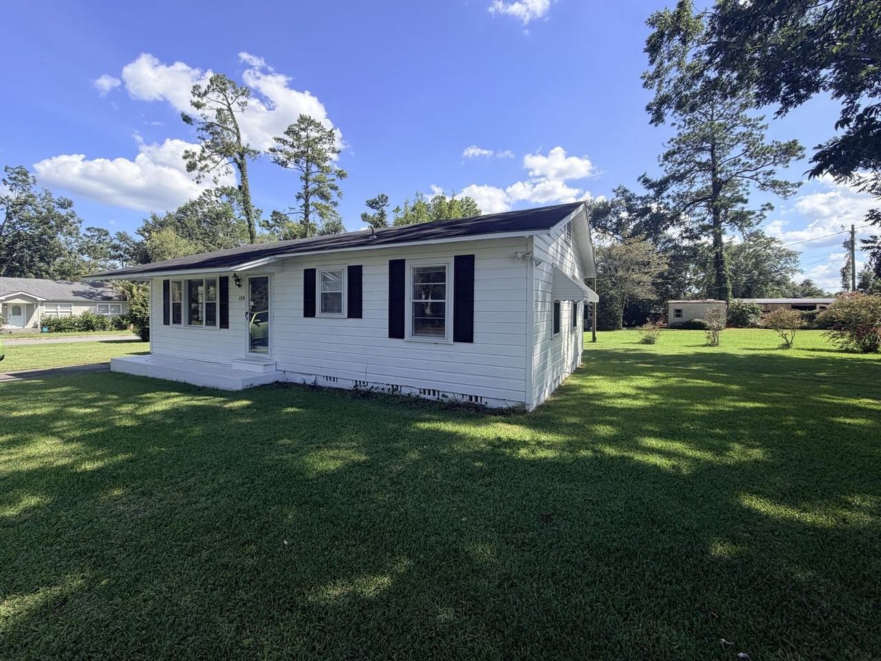 105 Highland Heights Dr