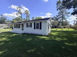 featured image of 105 Highland Heights Dr
