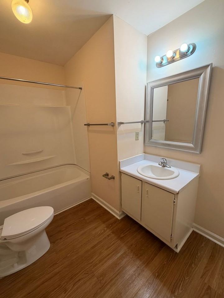 120 Albany St #46 - Photo 6 of 9
