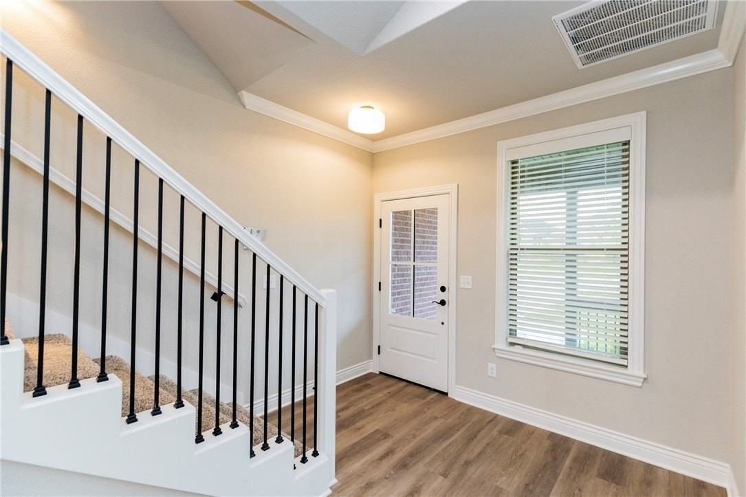 6608 SW Orange Avenue - Photo 3 of 24
