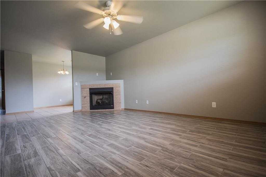 2755 Carondolet St #A - Photo 2 of 8