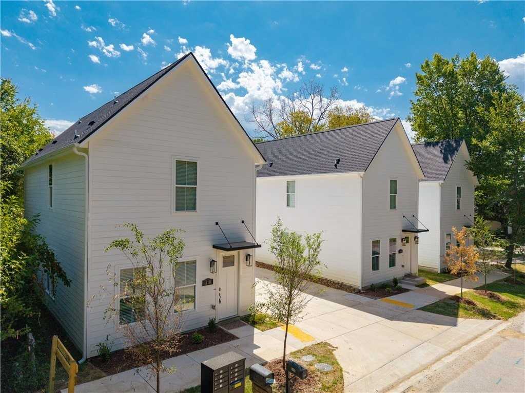 810 S Wood Ave - Photo 4 of 25