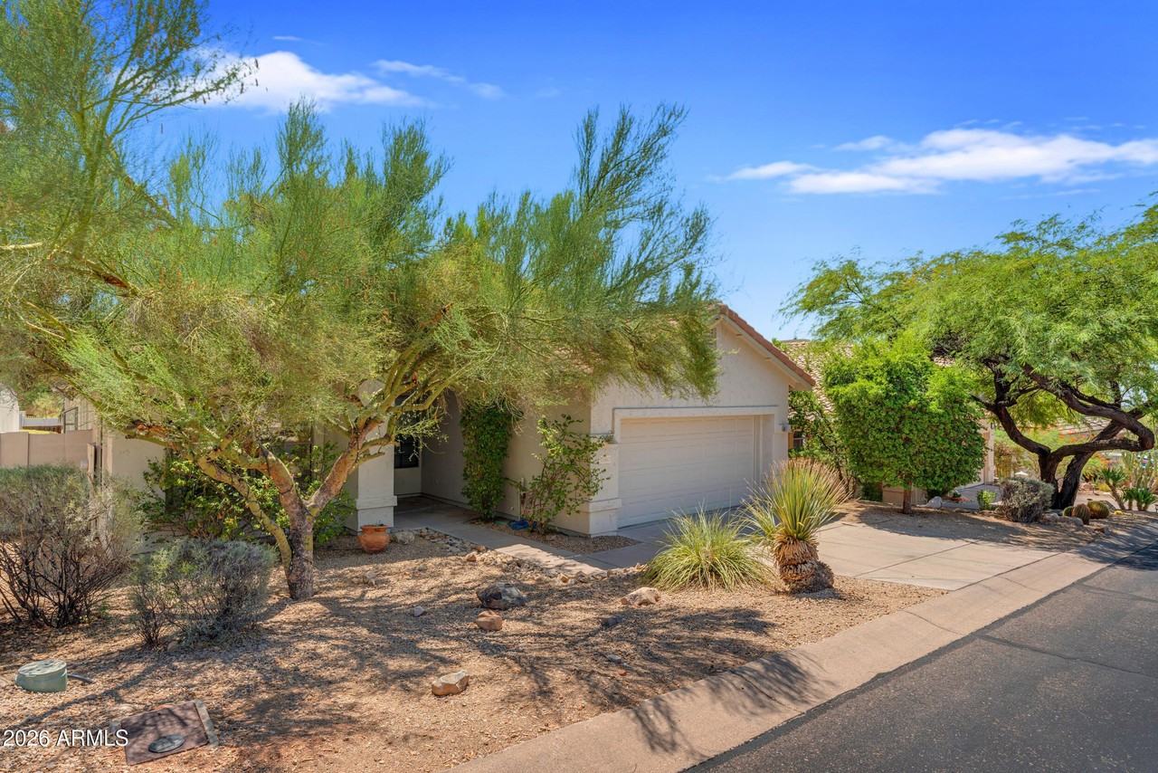 13867 E Paradise Ln - Photo 2 of 45